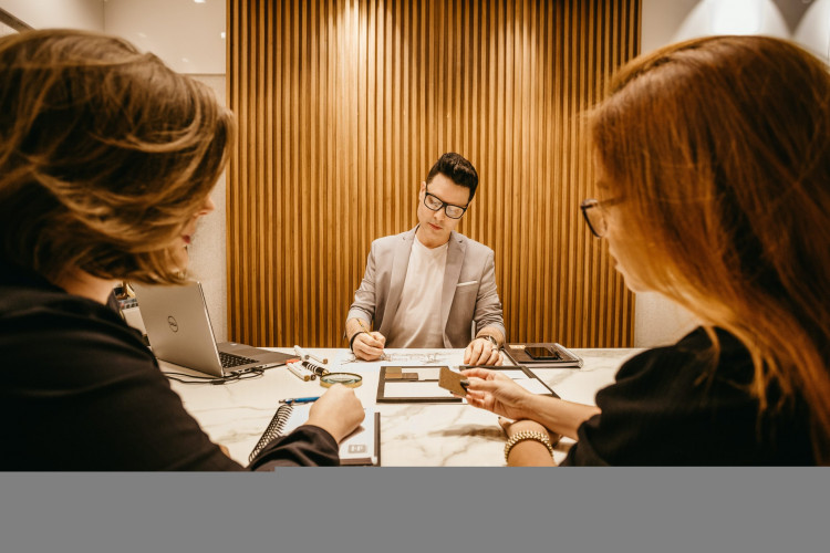 What to Know Before Taking the Plunge on That Job Offer