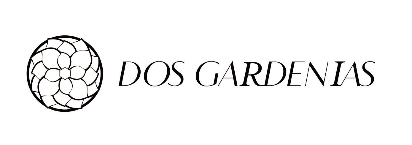 Dos Gardenias logo