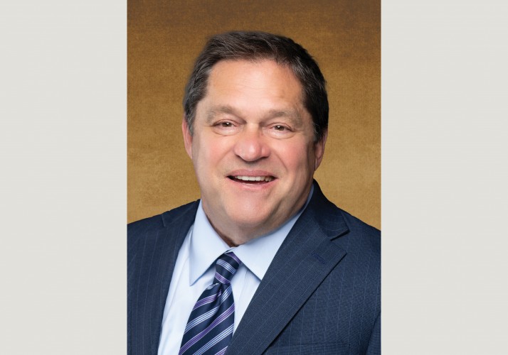 How to Become a ‘Complete’ Lawyer: 8 Tips for Young Lawyers