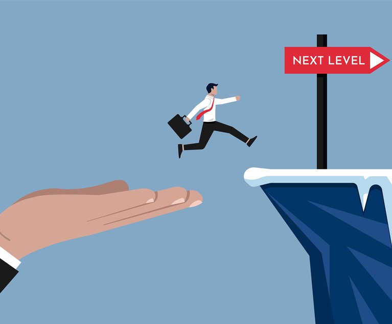 How to Best Position Yourself for the Top Legal Job